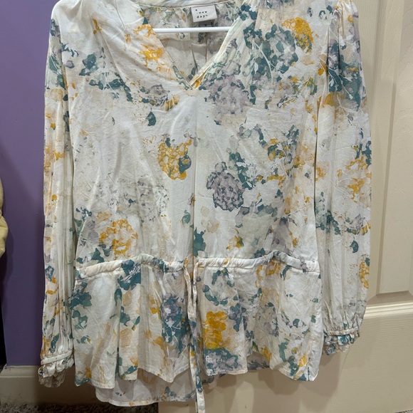 Women’s Long Sleeve Blouse - Picture 1 of 2